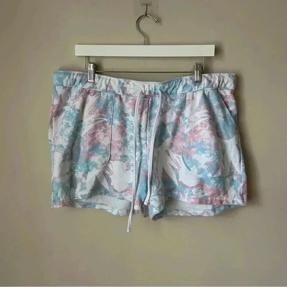 Columbia Women's PFG Slack Water French Terry Pink Blue Pattern Shorts Size XL - Picture 2 of 7